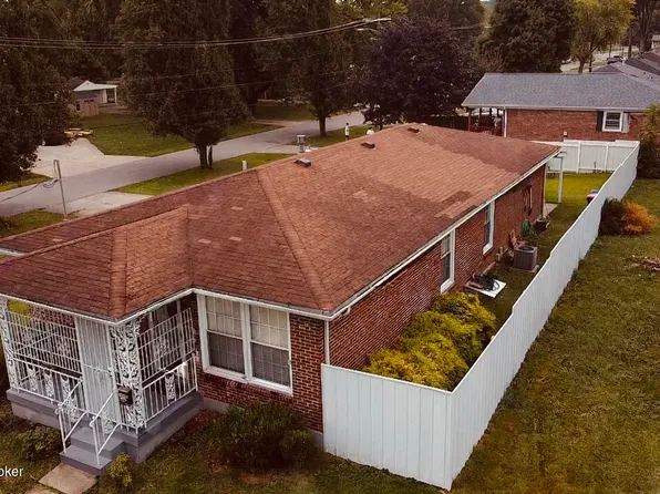 1580 Sadie Ln, Louisville, KY 40216