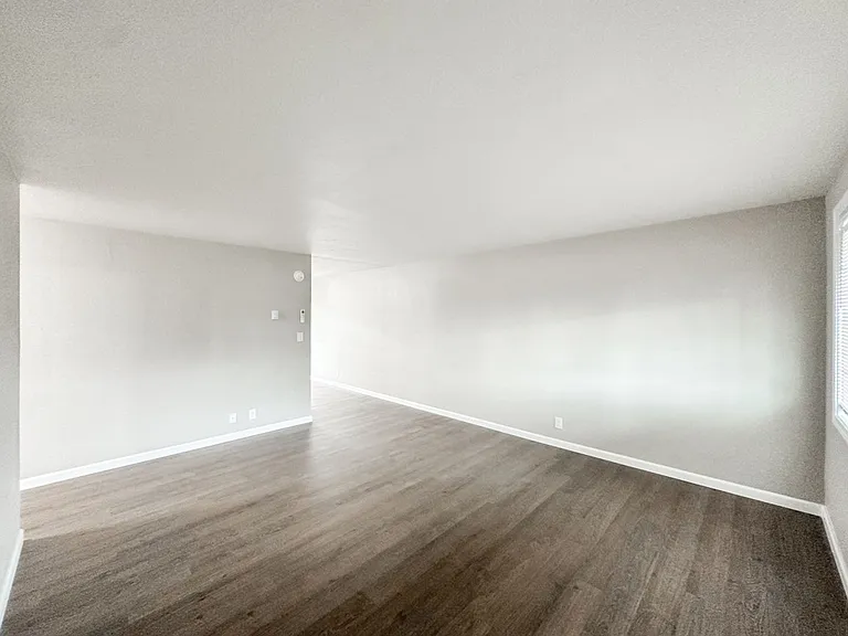 Oak Village West — Photo 6