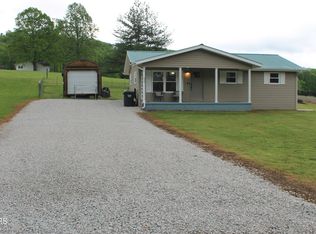 499 Phillips Flats Rd, Oneida, TN 37841