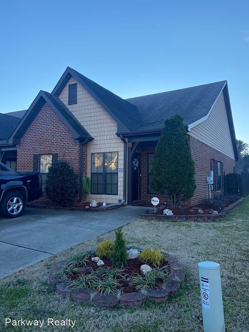 5256 Sterling Glen Dr, Pinson, AL 35126 Zillow