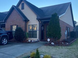 5256 Sterling Glen Dr, Pinson, AL 35126