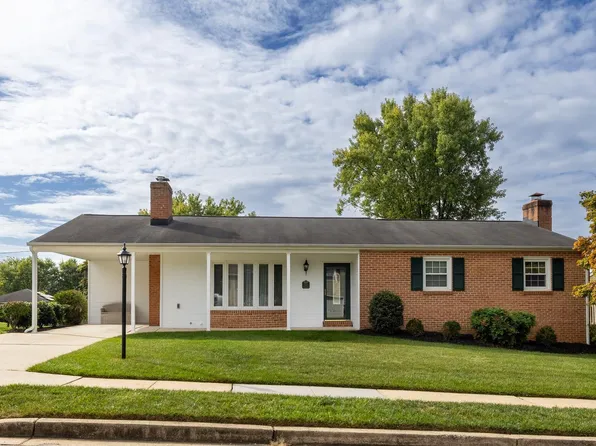 103 Country Ln, Lutherville Timonium, MD 21093