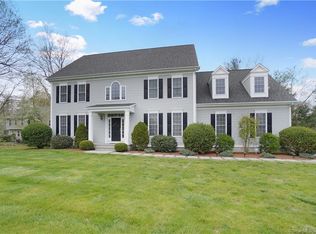 646 Gaylord Mountain Rd, Hamden, CT 06518