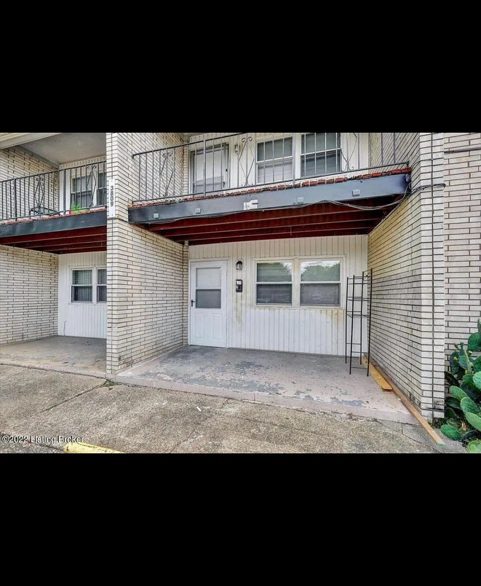 3809 Carpenter Dr — Photo 3