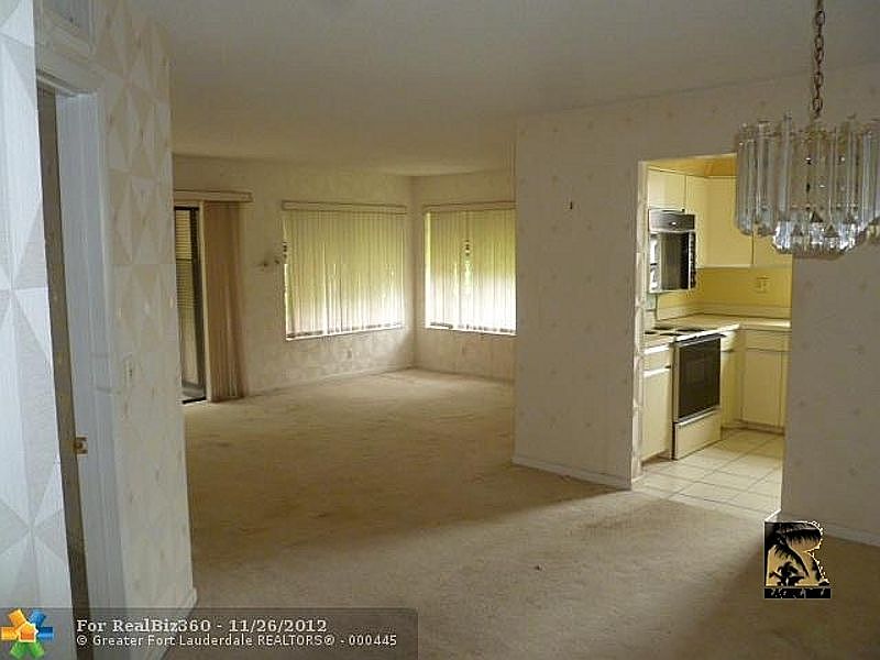 1st image of 5040 Rose Hill Dr APT 201