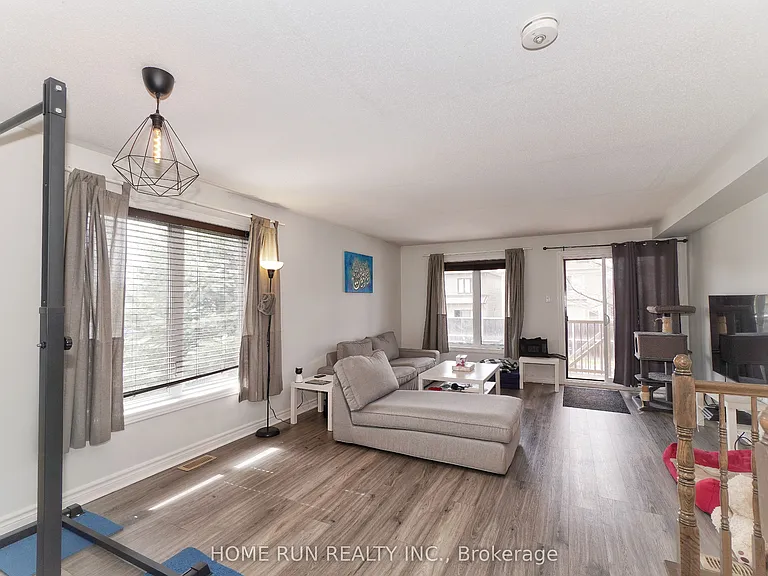 613 Chapman Mills Dr #B — Photo 8