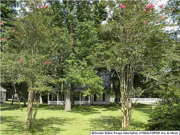 3rd image of 34780 Oak Place Dr