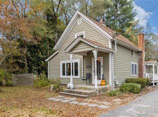 6 North Rd, Foster, RI 02825