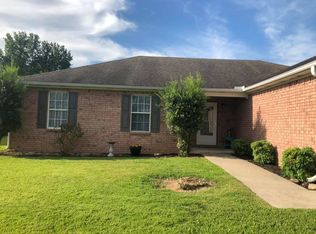 6705 Deerwood Dr, Paragould, AR 72450