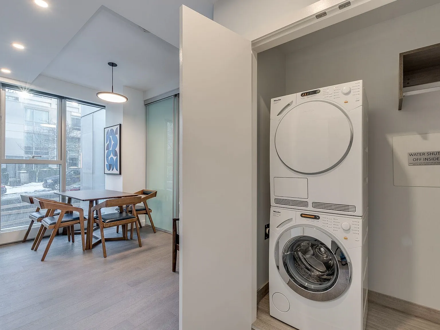 1 bed, 403 sqft, $2,450 — Photo 4