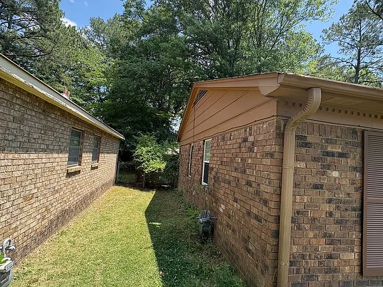3514 Clearbrook St — Photo 12