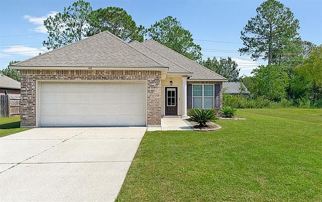 1st image of 100 Trenton Dr