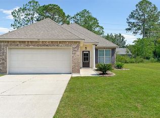 100 Trenton Dr, Mandeville, LA 70471