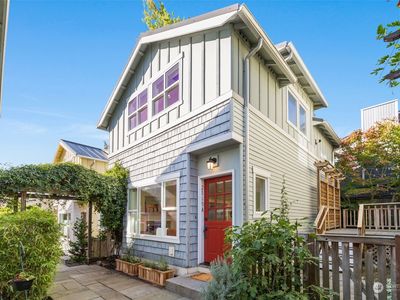 2519 30th Avenue S UNIT A, Seattle, WA, 98144