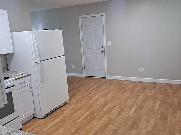 3rd image of 3524 Winhaven Dr