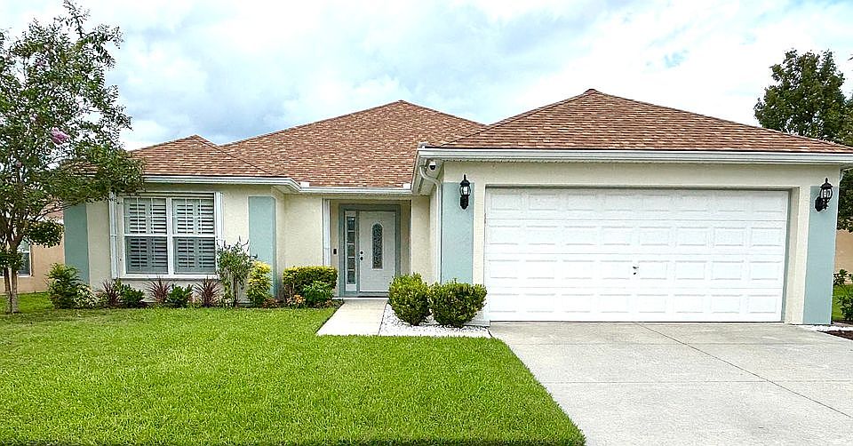 1st image of 5645 SW 40th Pl