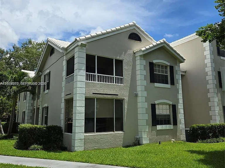 2890 N Oakland Forest Dr #102 — Photo 17