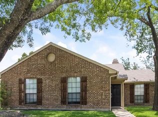 4614 Monterrey Dr, Rowlett, TX