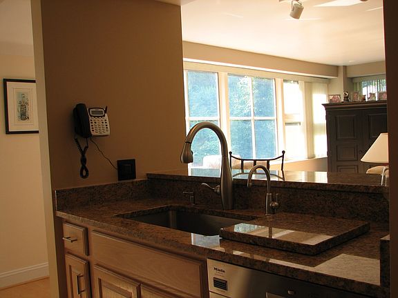 Kitchen/River View