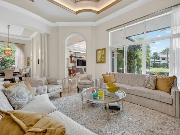 12462 Brookwood Ct, Davie, FL 33330