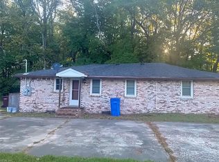 1672 Benefit Rd, Chesapeake, VA 23322