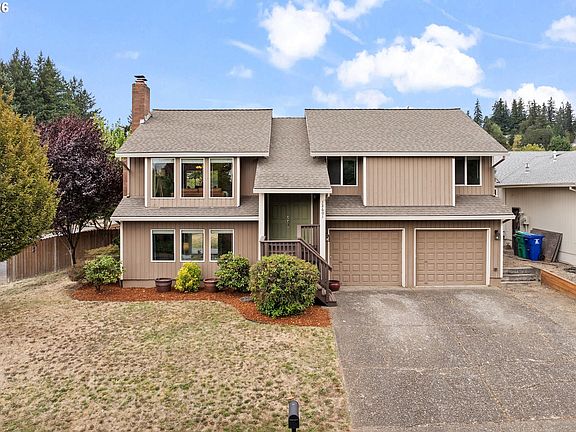 3rd image of 12601 SE Majestic Ln