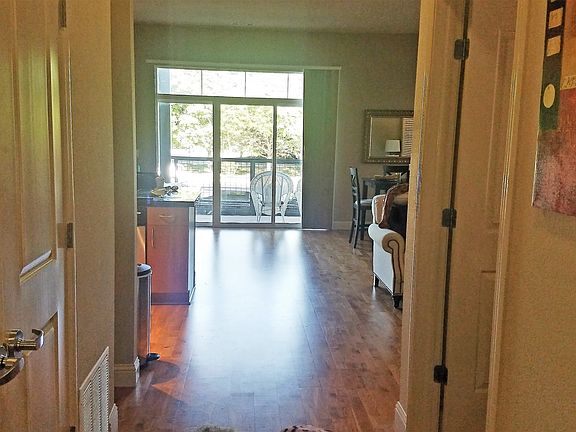 4th image of 5401 S Park Terrace Ave #201A