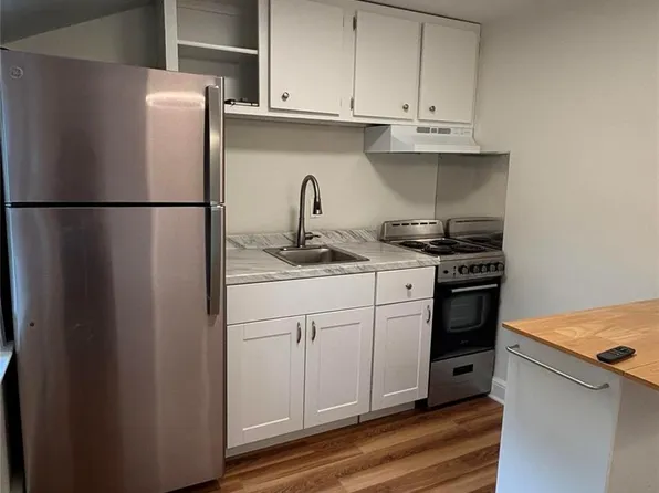 2284 New York Ave, Huntington Station, NY 11746