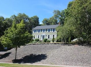 8 Cliff Dr, Plainville, MA 02762