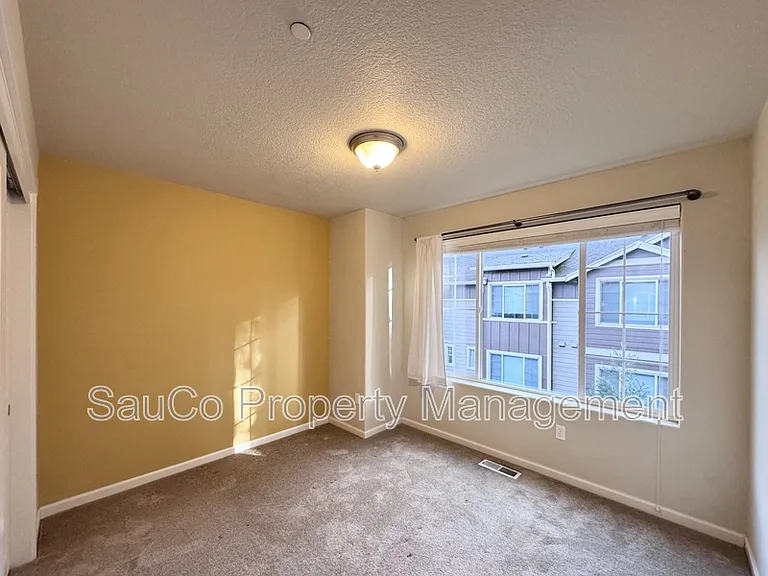 175 NE 80th Ave — Photo 19