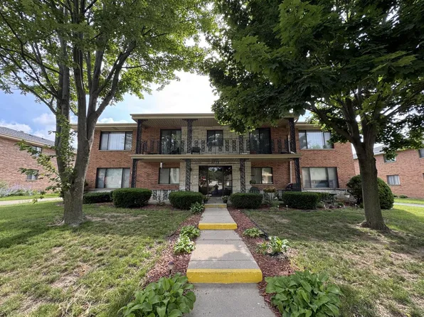 4236 North 104th STREET #4, Milwaukee, WI 53222