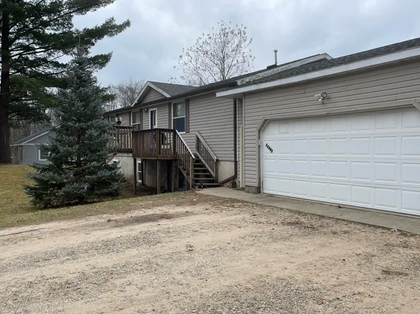11495 215th Ave, Big Rapids, MI 49307