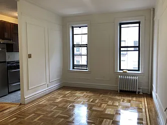 Rented by Dynamik Realty