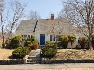 2 Ivy Rd, Wellesley, MA 02482