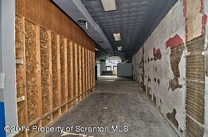 5th image of 428 Lackawanna Ave