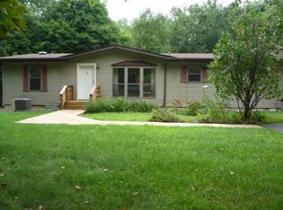 7410 N 37th St, Richland, MI 49083