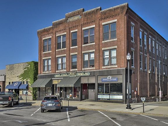 5th image of 99 Main St #17