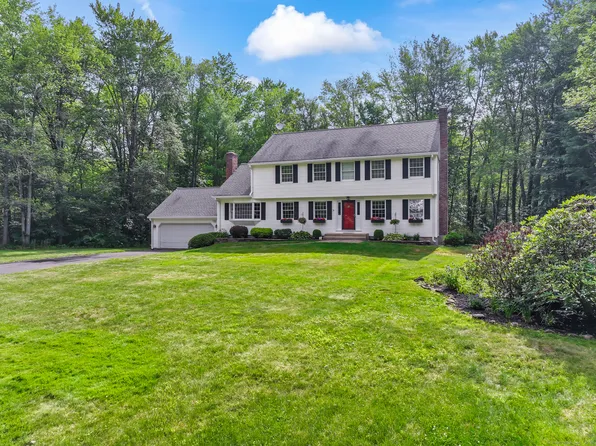 4 Adams Road, Simsbury, CT 06089