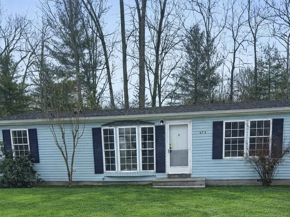 673 Goldenrod Dr, Houghton Lake, MI 48629