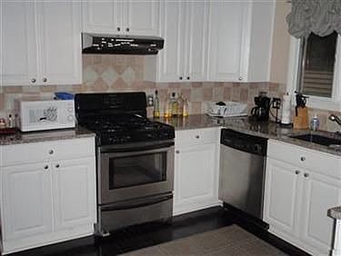 5th image of 13898 Clifton Blvd