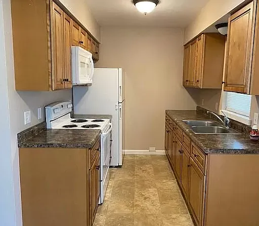 501 W Elm Dr — Photo 18