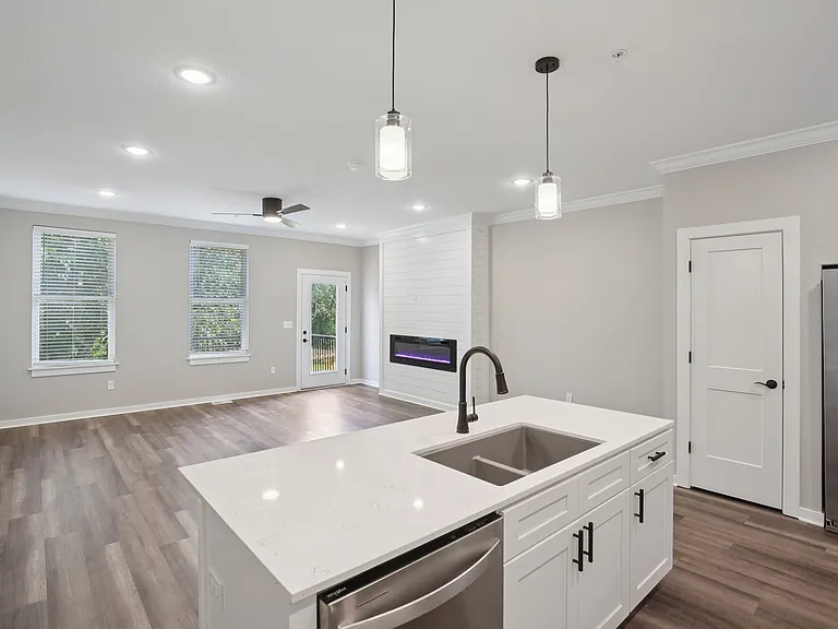 Greenwood Townhomes — Photo 56