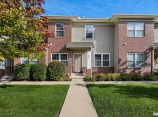 11217 Oakwood Dr #25, Peoria, IL 61615