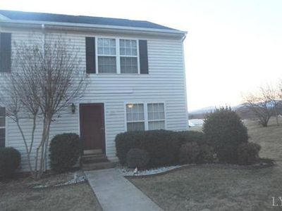 1001 Blake Ct, Forest, VA, 24551