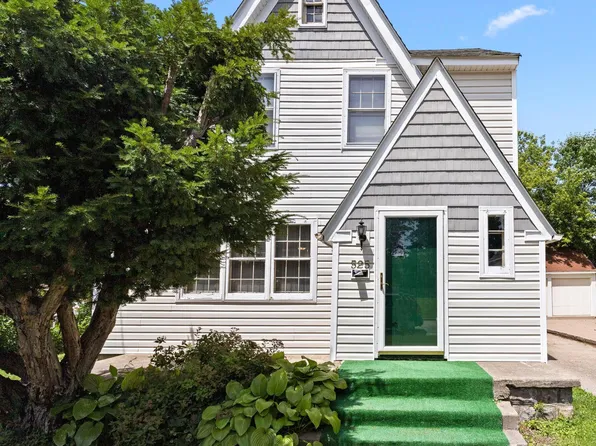 525 E Mount Hope Ave, Lansing, MI 48910