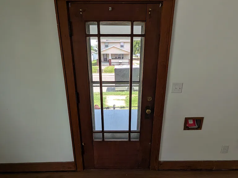305 N Belmont Ave — Photo 6