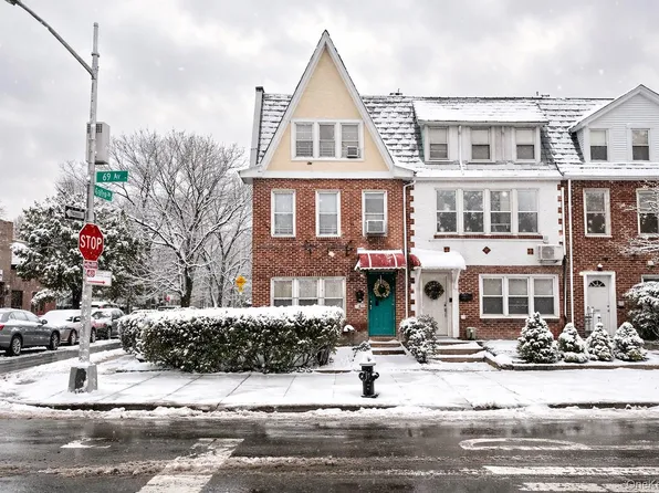 9701 69th Avenue, Forest Hills, NY 11375