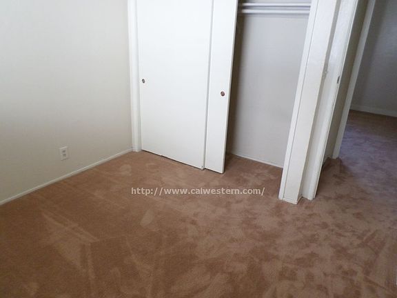 5th image of 827 Hillsdale Ave APT 1