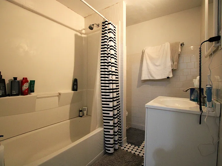 316 Saint Paul St #5 — Photo 9