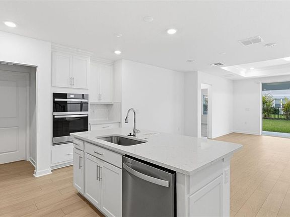 3rd image of 6255 Broad Field Ave